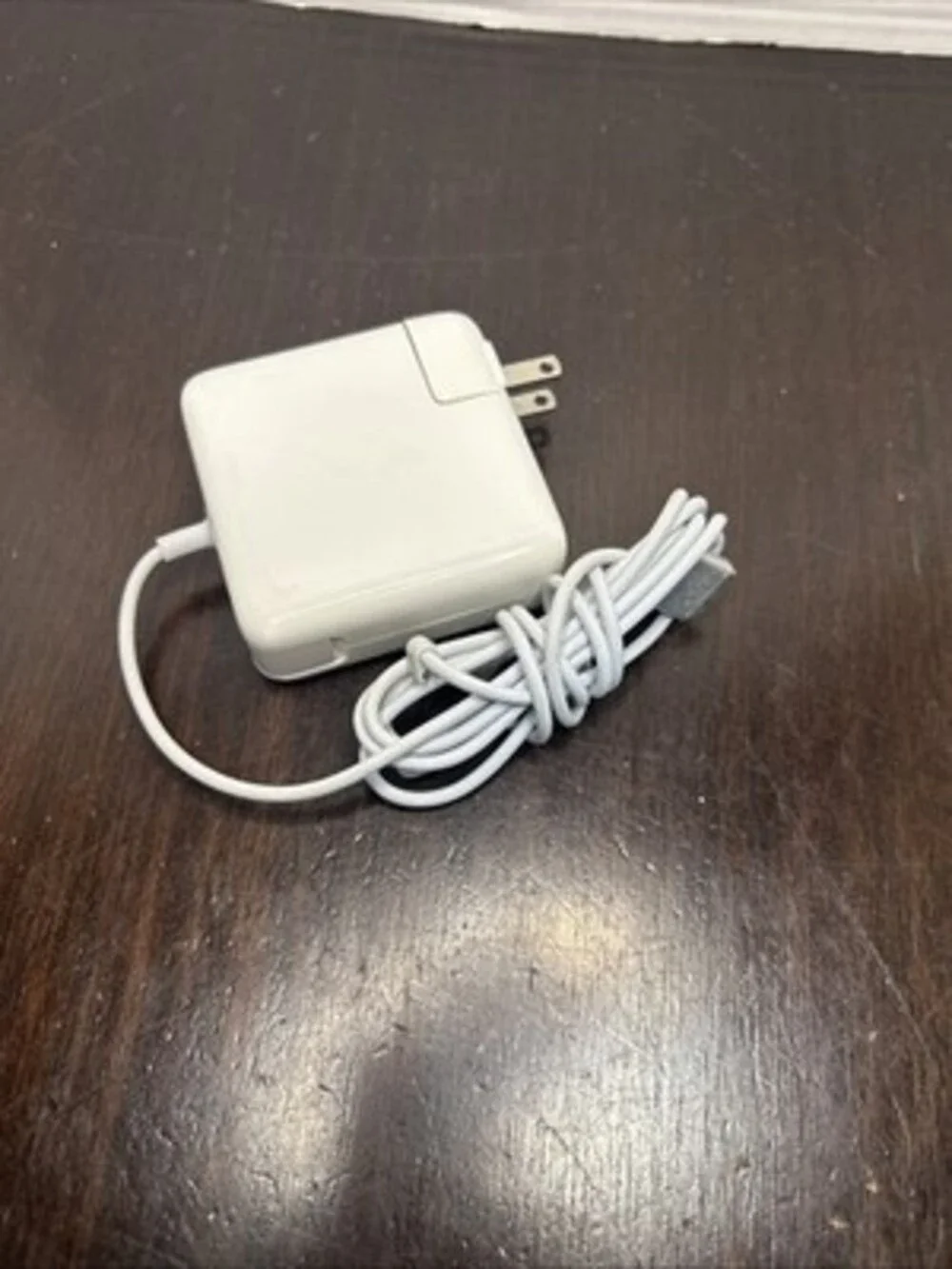 Replacement AC Adapter for MacBook Pro Model A1234 60W 100-240V 1.5A